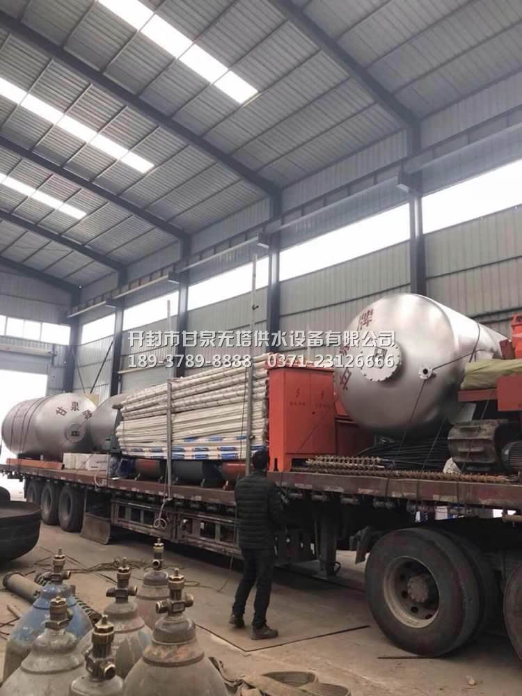 供應拉薩地區(qū)10噸無塔供水器